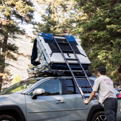 ROAM Vagabond LITE Rooftop Tent Rooftop Tents