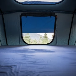 Rooftop Tents ROAM Vagabond XL Rooftop Tent